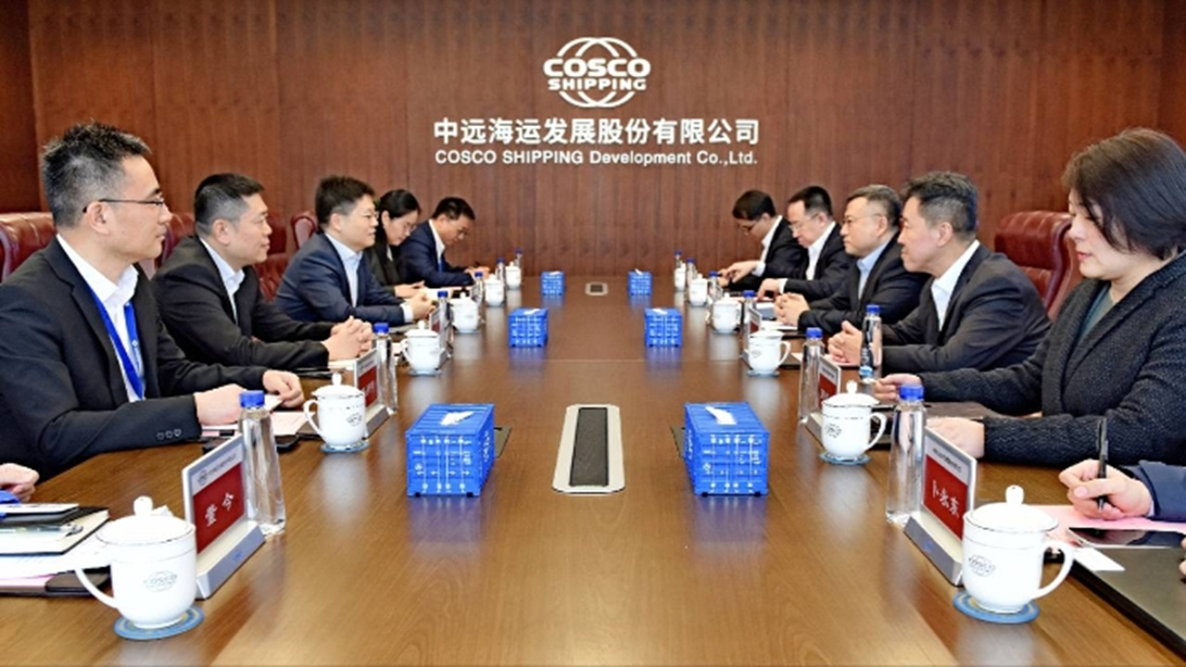 Cooperation & Exchange | China Cinda Visits COSCO SHIPPING Development
